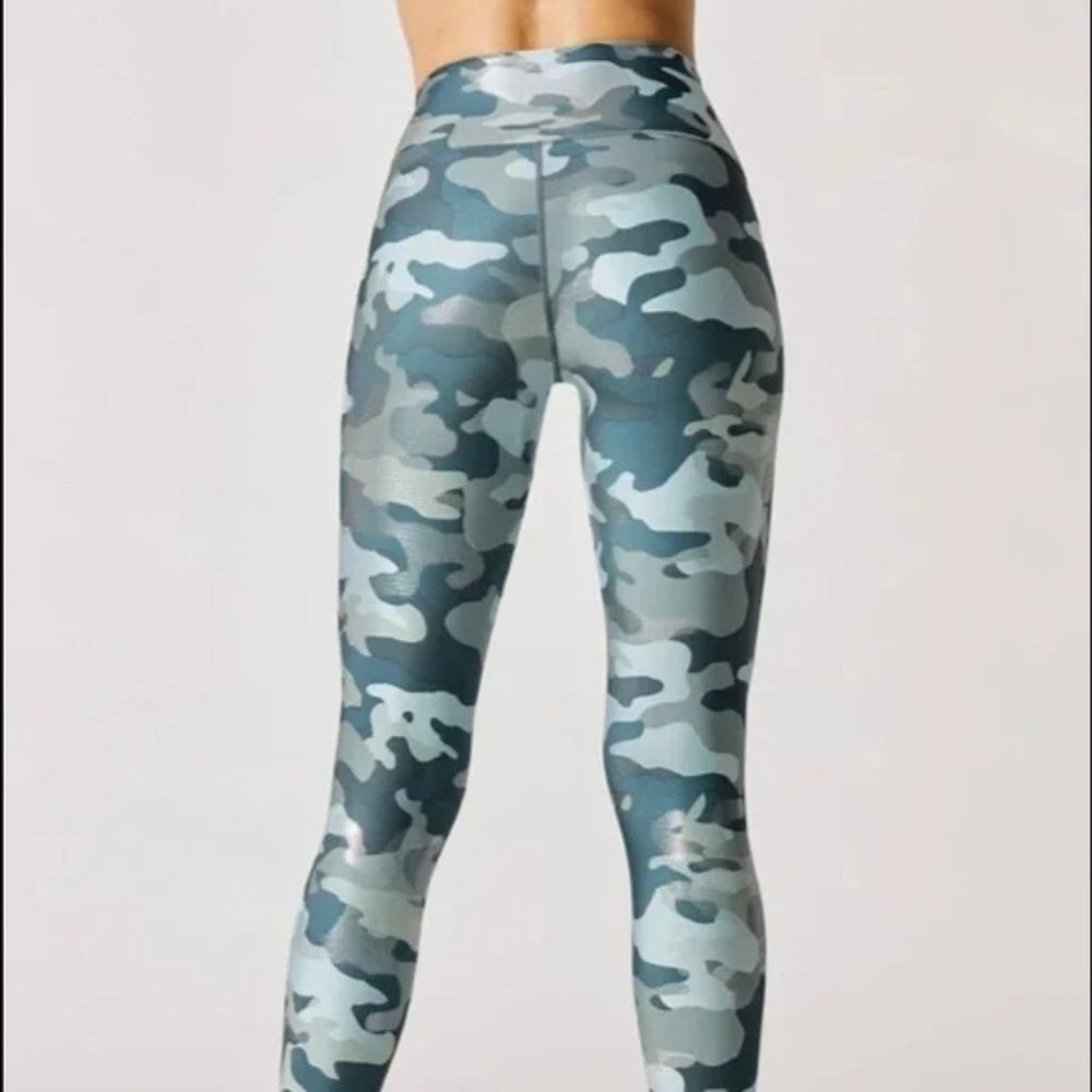 New Carbon38 Metallic Camo 7/8 Legging size Small… - image 4